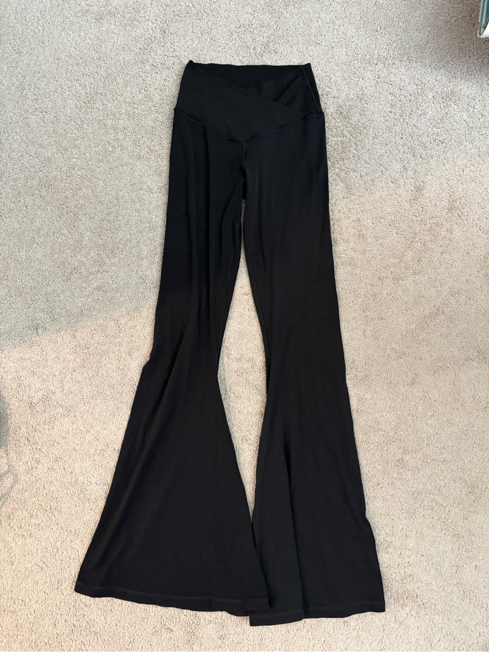 Aerie Black Flared Yoga Pants - Cross Waistband